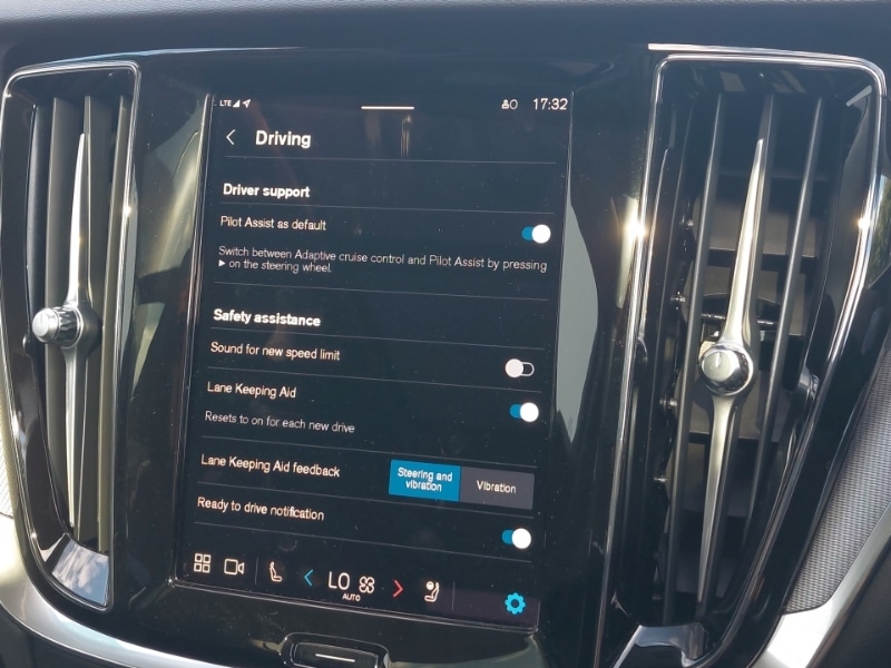 Used Volvo V60 2025 for sale - 77552766: Photo 19