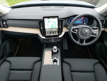 Used Volvo XC90 2025 for sale - 78118190: Photo