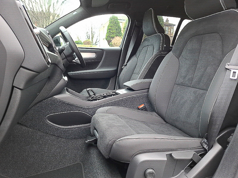 Used Volvo XC40 2025 for sale - 77522627: Photo 5