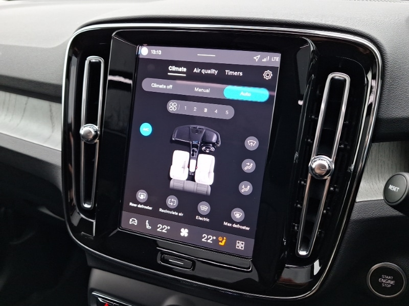 Used Volvo XC40 2025 for sale - 76427255: Photo 13