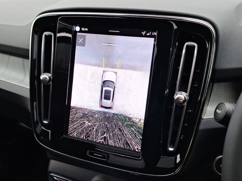 Used Volvo XC40 2025 for sale - 76427255: Photo 16