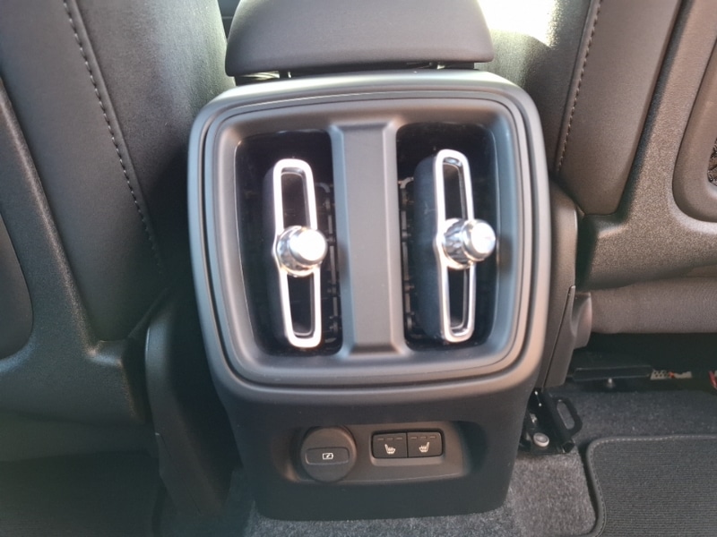 Used Volvo XC40 2025 for sale - 77932991: Photo 15