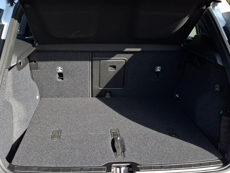 Used Volvo XC40 2025 for sale - 77932991: Photo 8