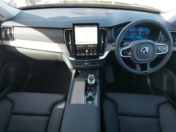 Used Volvo XC90 2025 for sale - 78425321: Photo