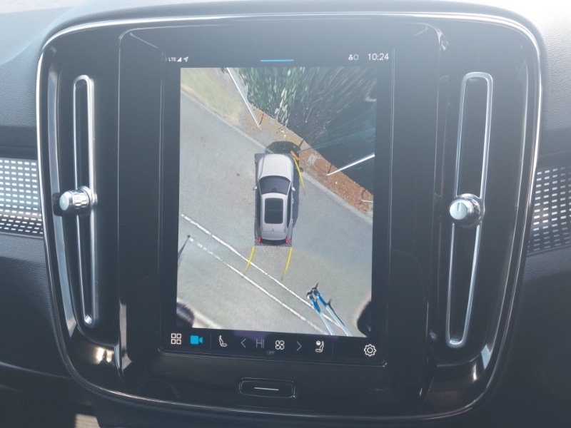 Used Volvo XC40 2022 for sale - 76442232: Photo 10