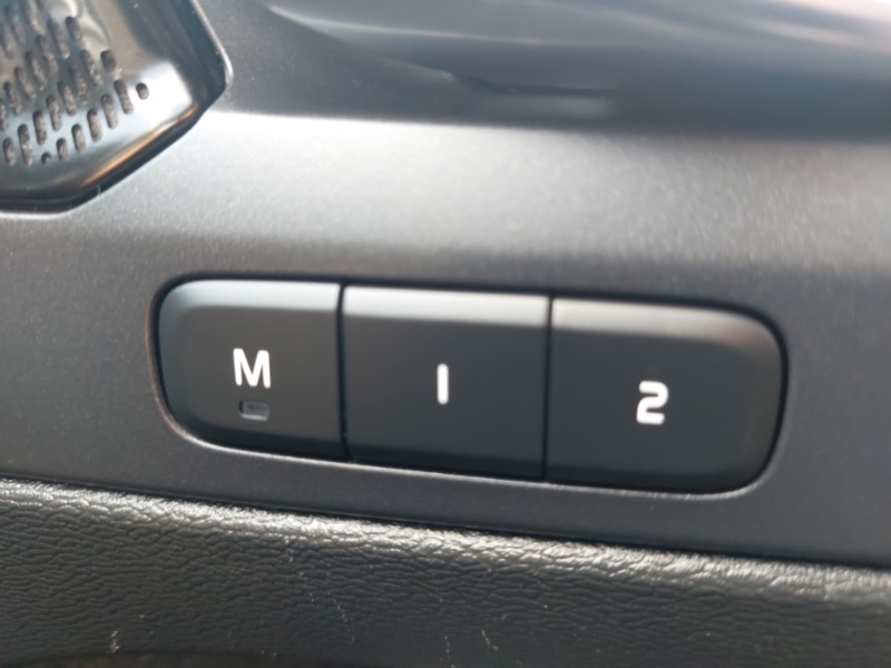 Used Volvo XC40 2022 for sale - 76442232: Photo 13