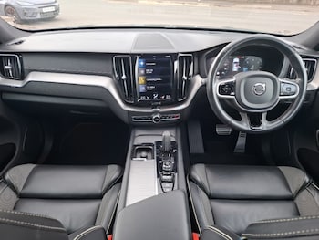 Used Volvo XC60 2021 for sale - 79311082: Photo