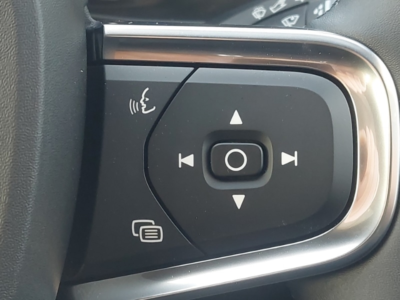 Used Volvo XC40 2025 for sale - 77947476: Photo 16