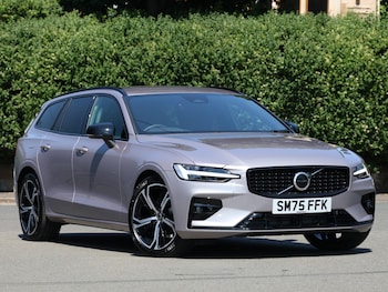 Used Volvo V60 2025 for sale - 79157504: Photo