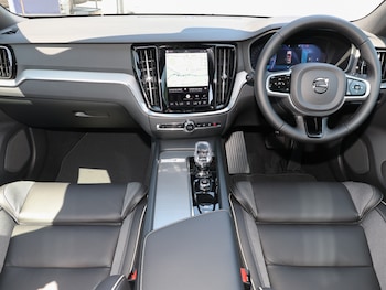 Used Volvo V60 2025 for sale - 79157504: Photo