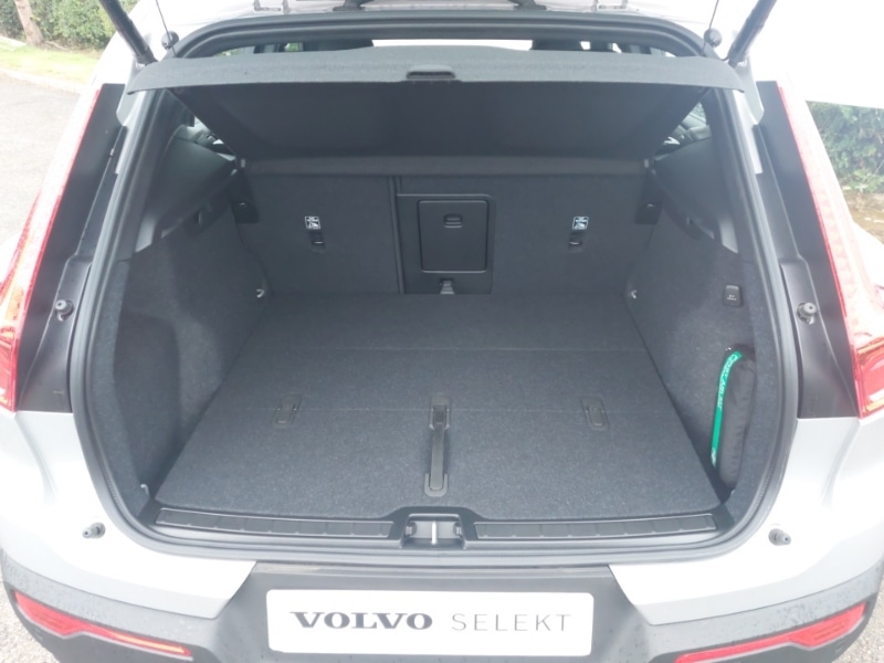Used Volvo XC40 2025 for sale - 76575701: Photo 8