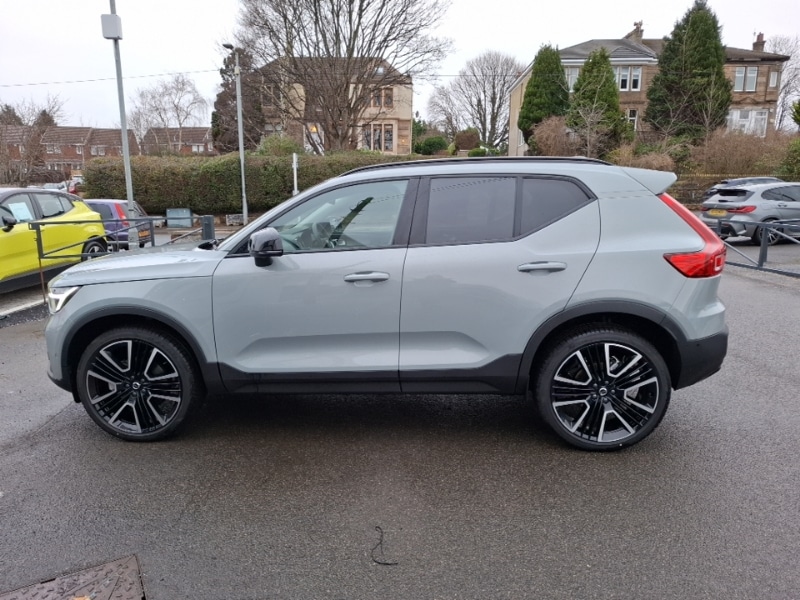 Used Volvo XC40 2025 for sale - 77142044: Photo 4