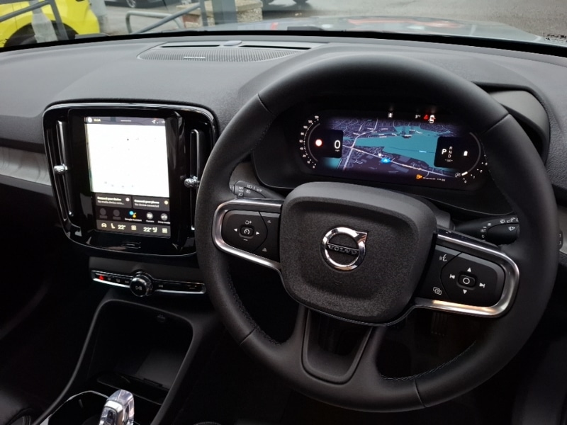 Used Volvo XC40 2025 for sale - 77142044: Photo 7