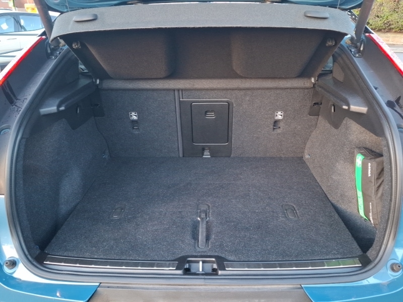 Used Volvo C40 2022 for sale - 77015030: Photo 8