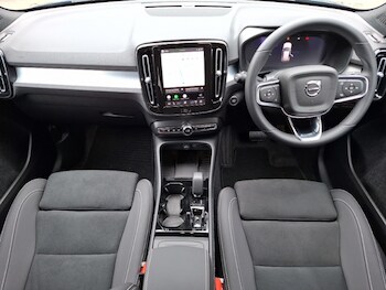 Used Volvo XC40 2026 for sale - 78945422: Photo