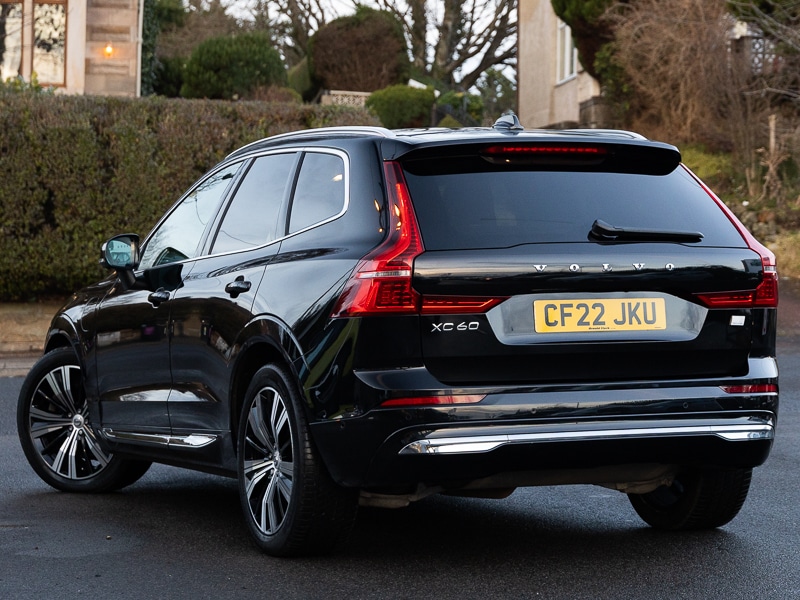 Used Volvo XC60 2022 for sale - 77142041: Photo 3