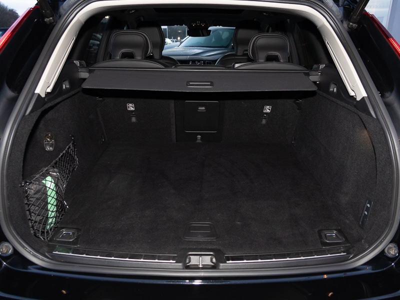 Used Volvo XC60 2022 for sale - 77142041: Photo 8