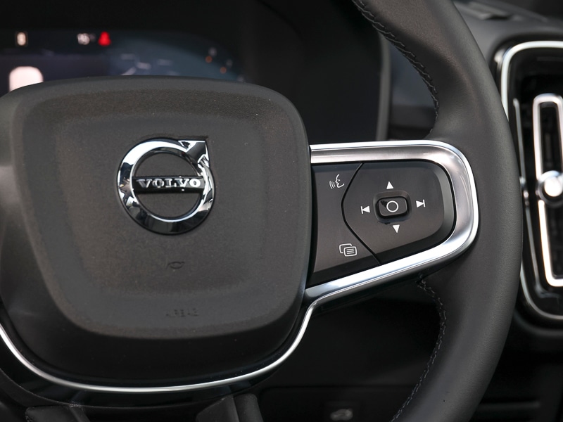 Used Volvo XC40 2025 for sale - 76540475: Photo 15