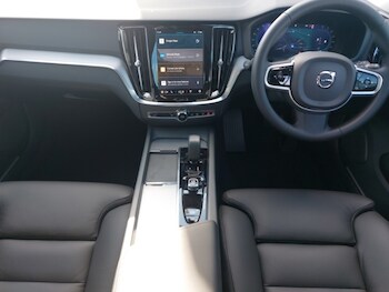 Used Volvo V60 2025 for sale - 77552772: Photo