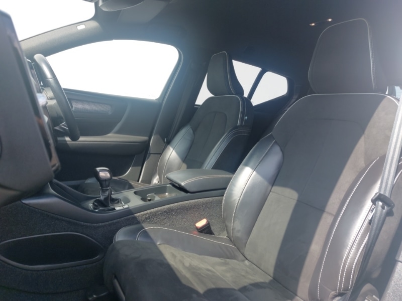 Used Volvo XC40 2021 for sale - 76475569: Photo 5