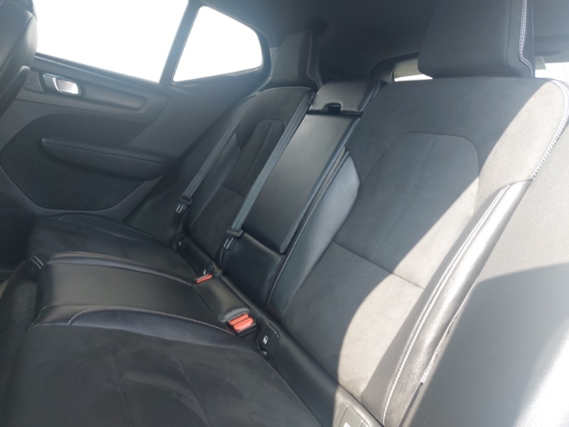 Used Volvo XC40 2021 for sale - 76475569: Photo 6