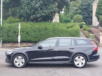 Used Volvo V60 2021 for sale - 79433547: Photo