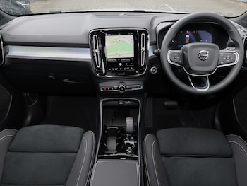 Used Volvo XC40 2025 for sale - 79126744: Photo