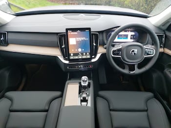 Used Volvo XC90 2025 for sale - 77442982: Photo