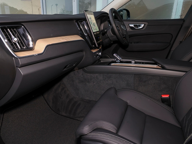 Used Volvo XC60 2025 for sale - 77242074: Photo 5