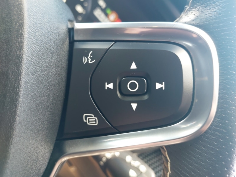 Used Volvo XC40 2021 for sale - 76389631: Photo 14