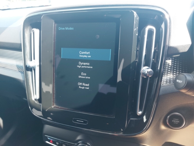 Used Volvo XC40 2021 for sale - 76389631: Photo 17