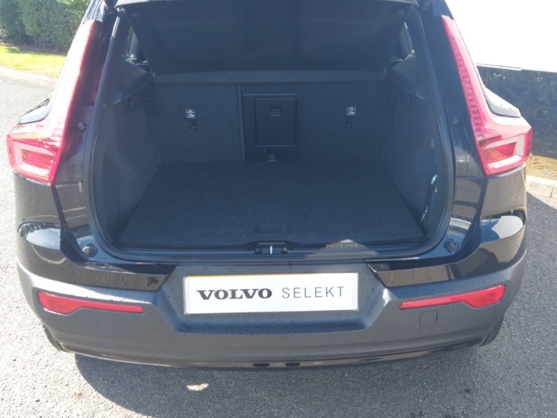 Used Volvo XC40 2021 for sale - 76389631: Photo 8