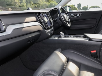 Used Volvo XC60 2025 for sale - 79207761: Photo