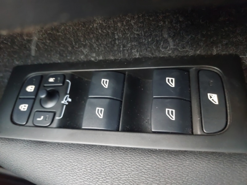 Used Volvo XC40 2021 for sale - 78032871: Photo 15