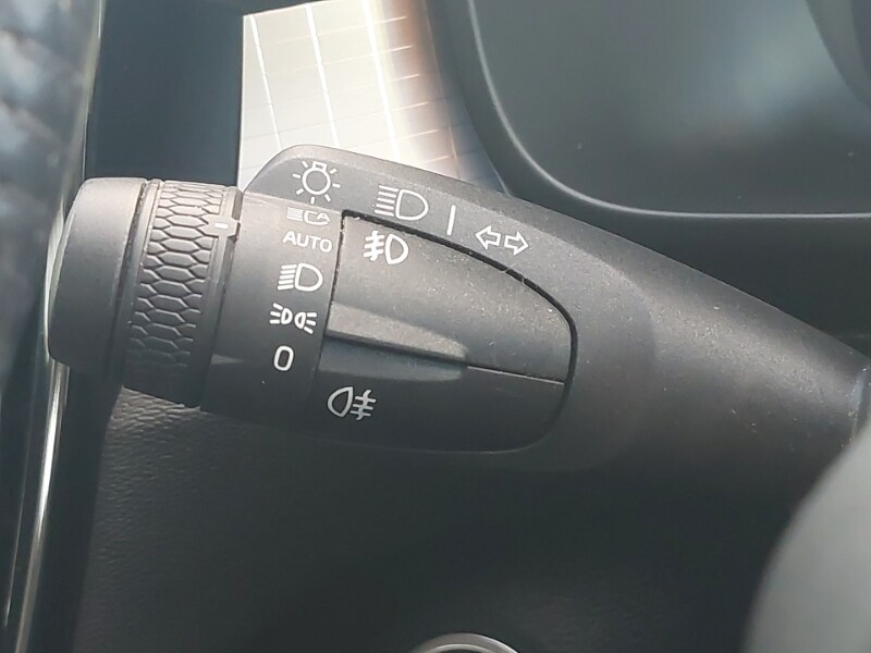 Used Volvo XC40 2021 for sale - 78032871: Photo 17