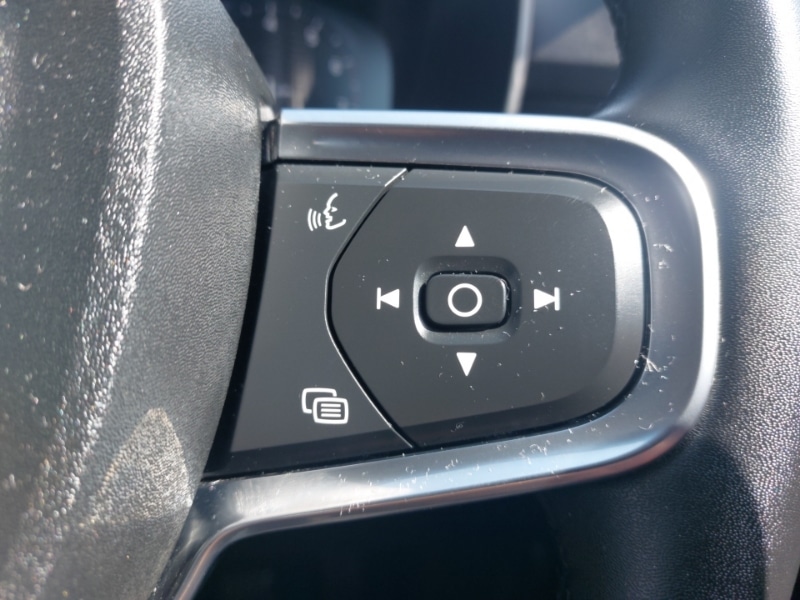 Used Volvo XC40 2022 for sale - 76389640: Photo 17