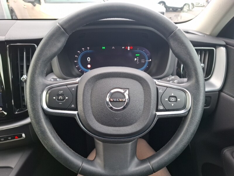 Used Volvo XC60 2022 for sale - 77543965: Photo 7