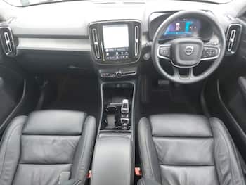 Used Volvo XC40 2023 for sale - 79723707: Photo