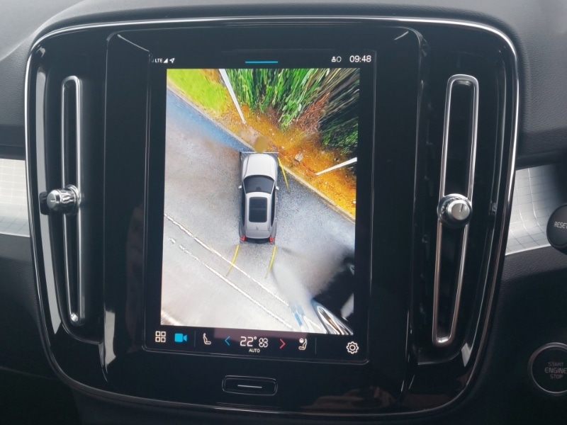 Used Volvo XC40 2023 for sale - 76442235: Photo 10