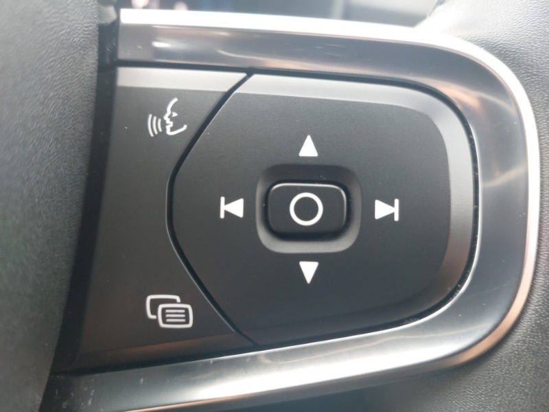 Used Volvo XC40 2023 for sale - 76442235: Photo 19