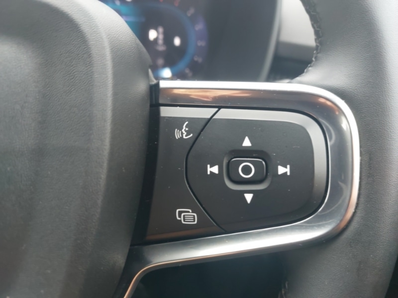 Used Volvo XC40 2024 for sale - 76389652: Photo 16