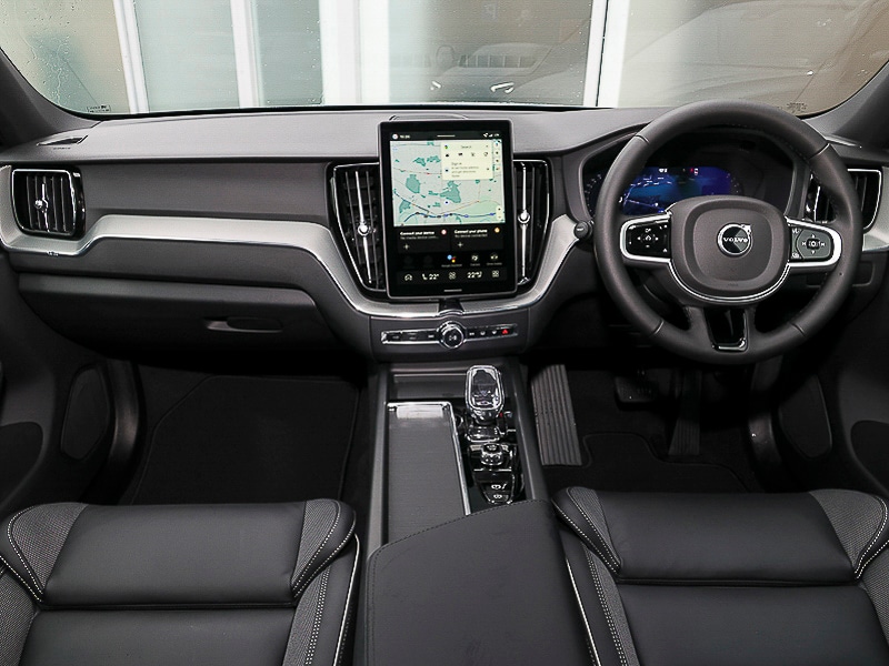 Used Volvo XC60 2025 for sale - 76571693: Photo 2