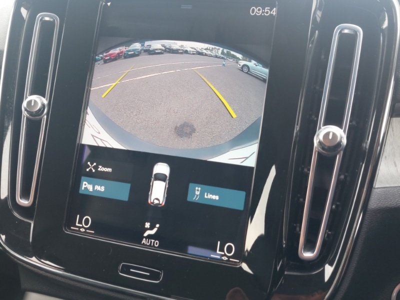 Used Volvo XC40 2021 for sale - 76389645: Photo 10