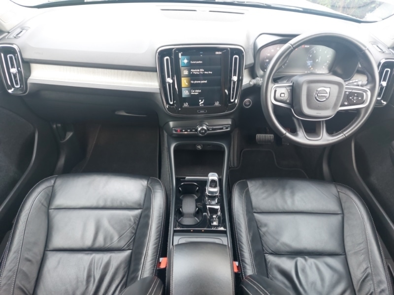 Used Volvo XC40 2021 for sale - 76389645: Photo 2