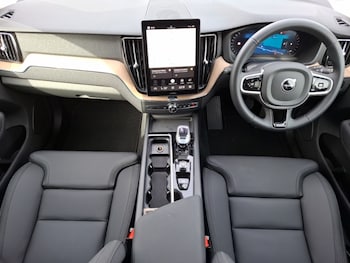 Used Volvo XC60 2025 for sale - 78113366: Photo