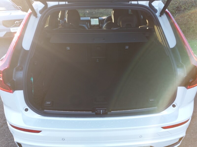 Used Volvo XC60 2025 for sale - 76683762: Photo 8