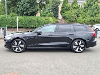 Used Volvo V60 2025 for sale - 79106128: Photo