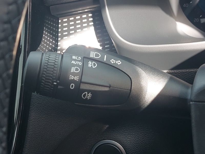 Used Volvo XC40 2025 for sale - 77552769: Photo 14