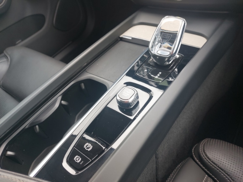 Used Volvo XC60 2021 for sale - 76389650: Photo 15