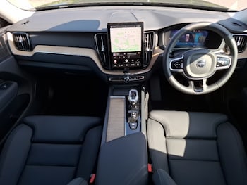Used Volvo XC60 2025 for sale - 78700325: Photo